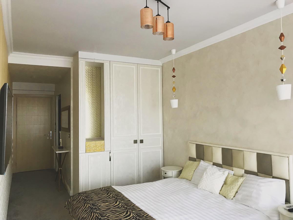 Brater Luxury Hotel Bukares Bagian luar foto