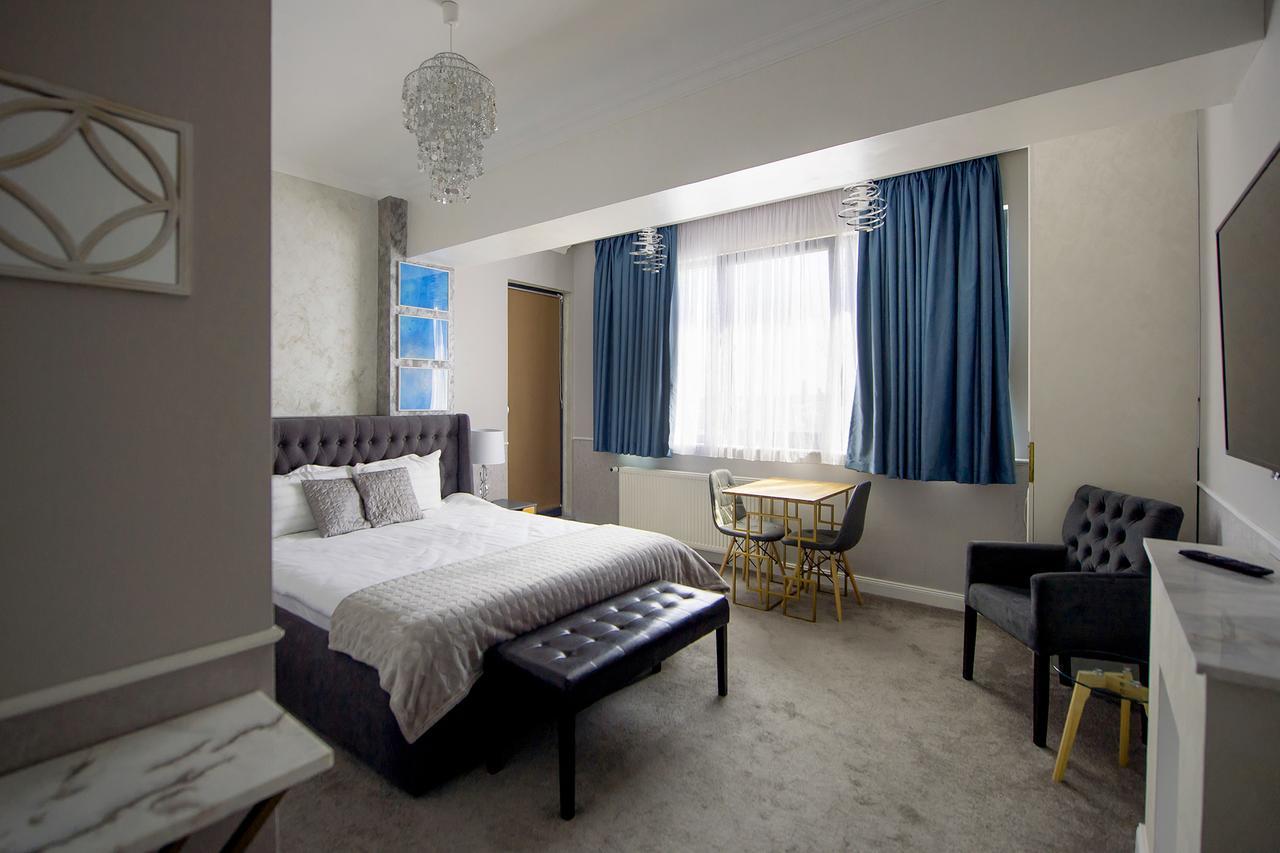 Brater Luxury Hotel Bukares Bagian luar foto