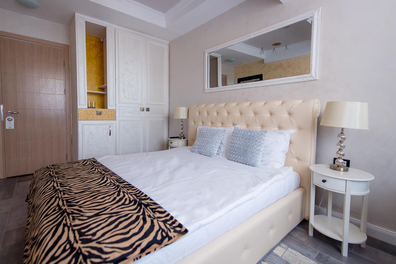 Brater Luxury Hotel Bukares Bagian luar foto