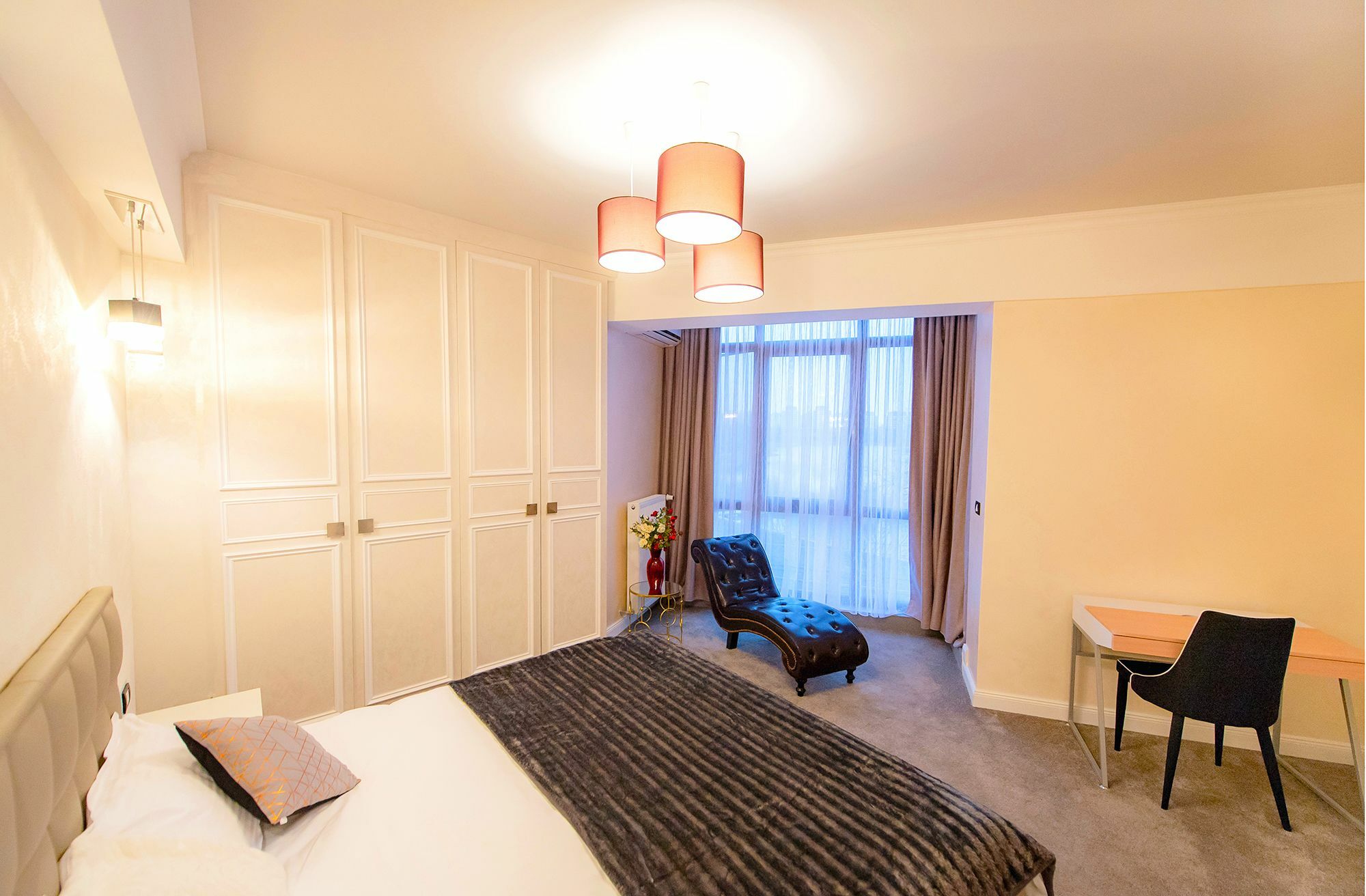 Brater Luxury Hotel Bukares Bagian luar foto