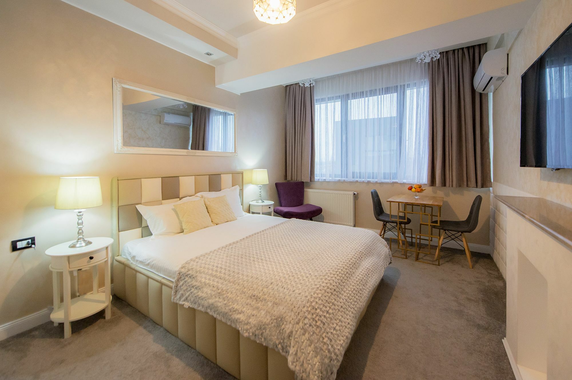 Brater Luxury Hotel Bukares Bagian luar foto